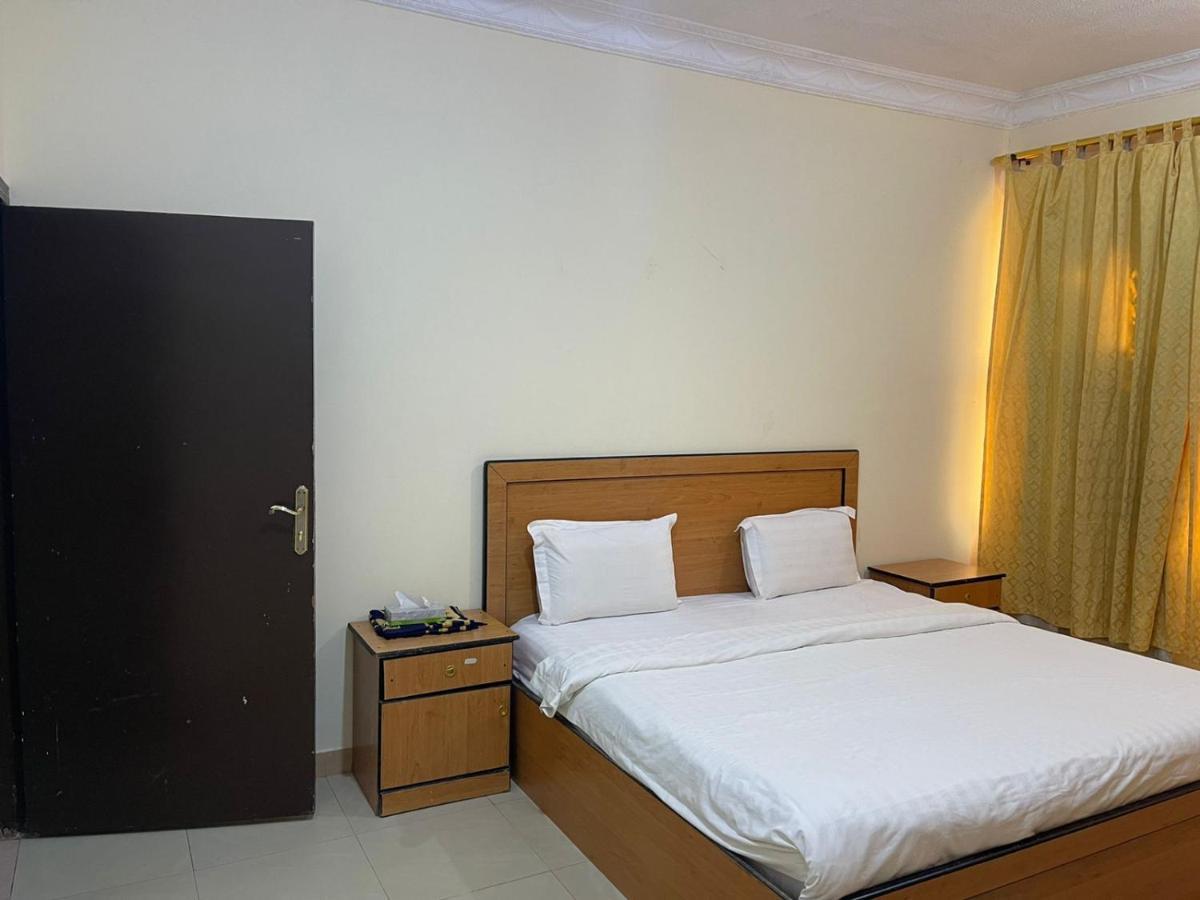 Golden Quba 1 Aparthotel ริยาดห์ ภายนอก รูปภาพ