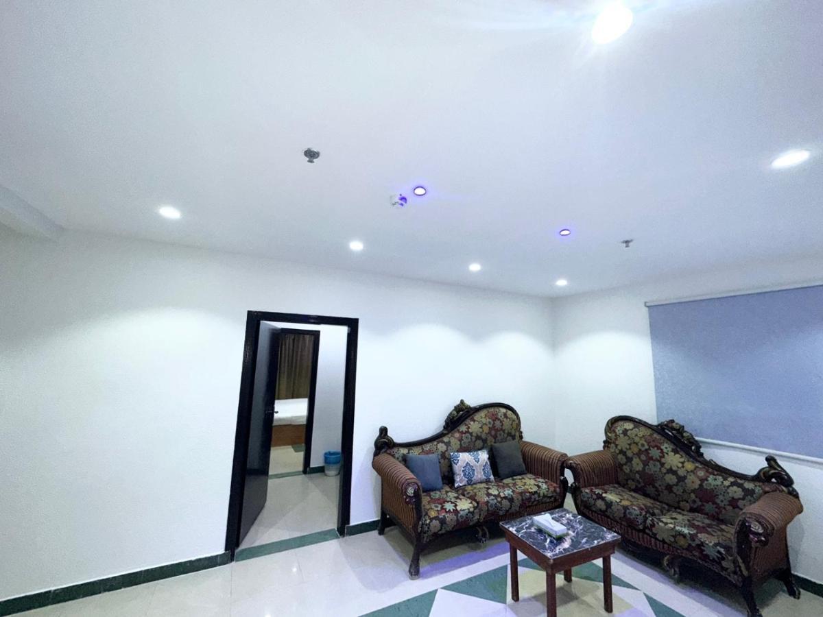 Golden Quba 1 Aparthotel ริยาดห์ ภายนอก รูปภาพ