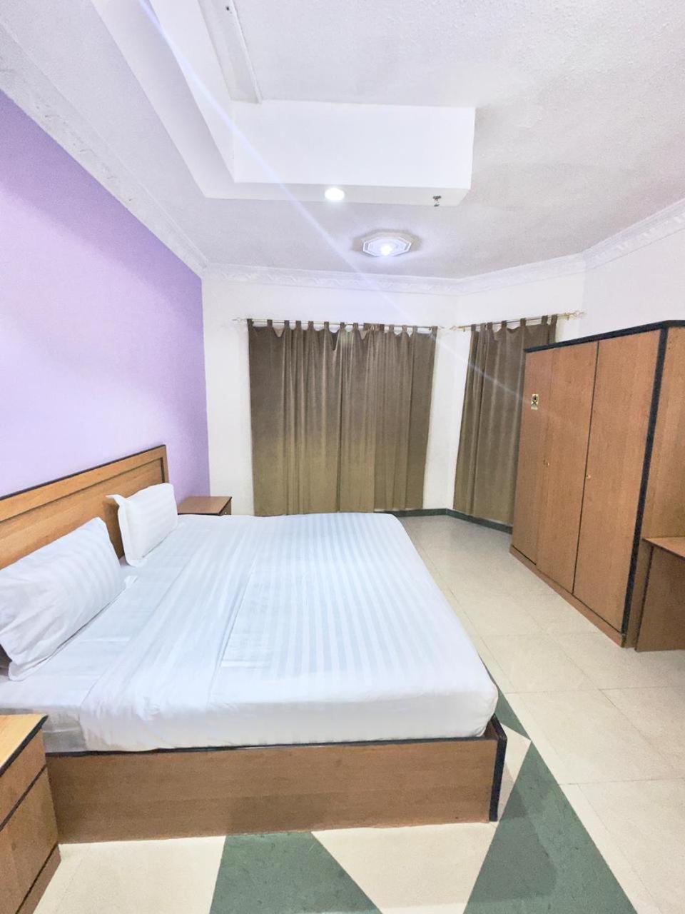 Golden Quba 1 Aparthotel ริยาดห์ ภายนอก รูปภาพ